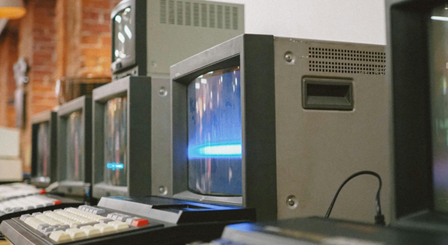 Gestion des DEEE en entreprise pour le recyclage des équipements informatiques et la réduction de l’impact environnemental